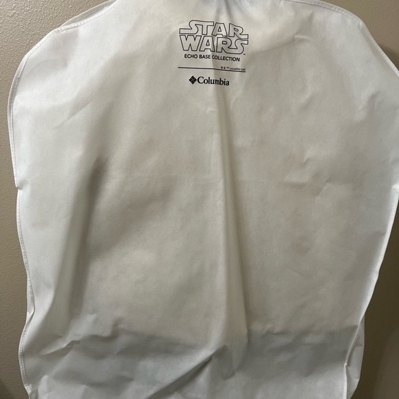 EUC Limited Edition Columbia Leia Organa Echo Base Jacket Size XL (Price Firm) - Picture 10 of 15